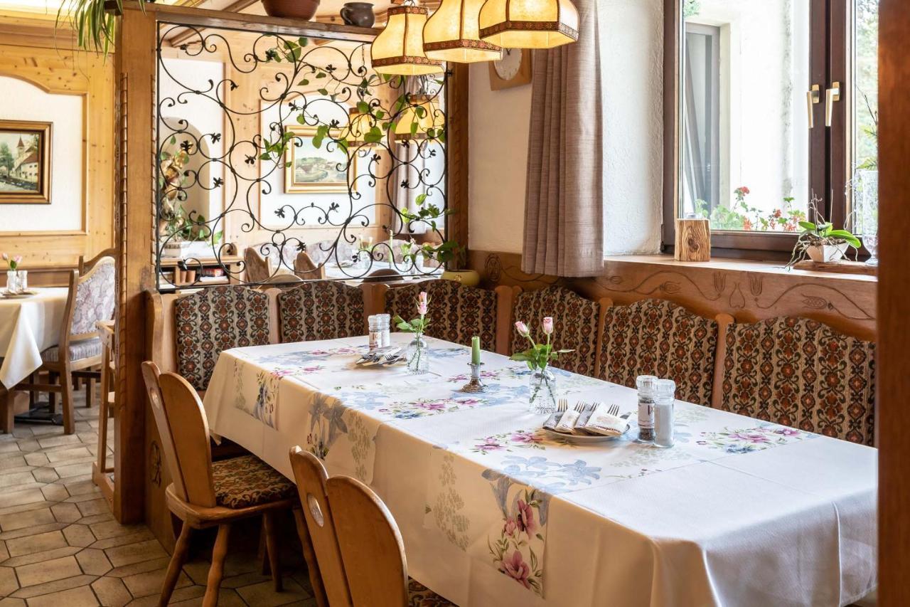 Hotel-Gasthof Zum Dragoner Peiting Exteriör bild